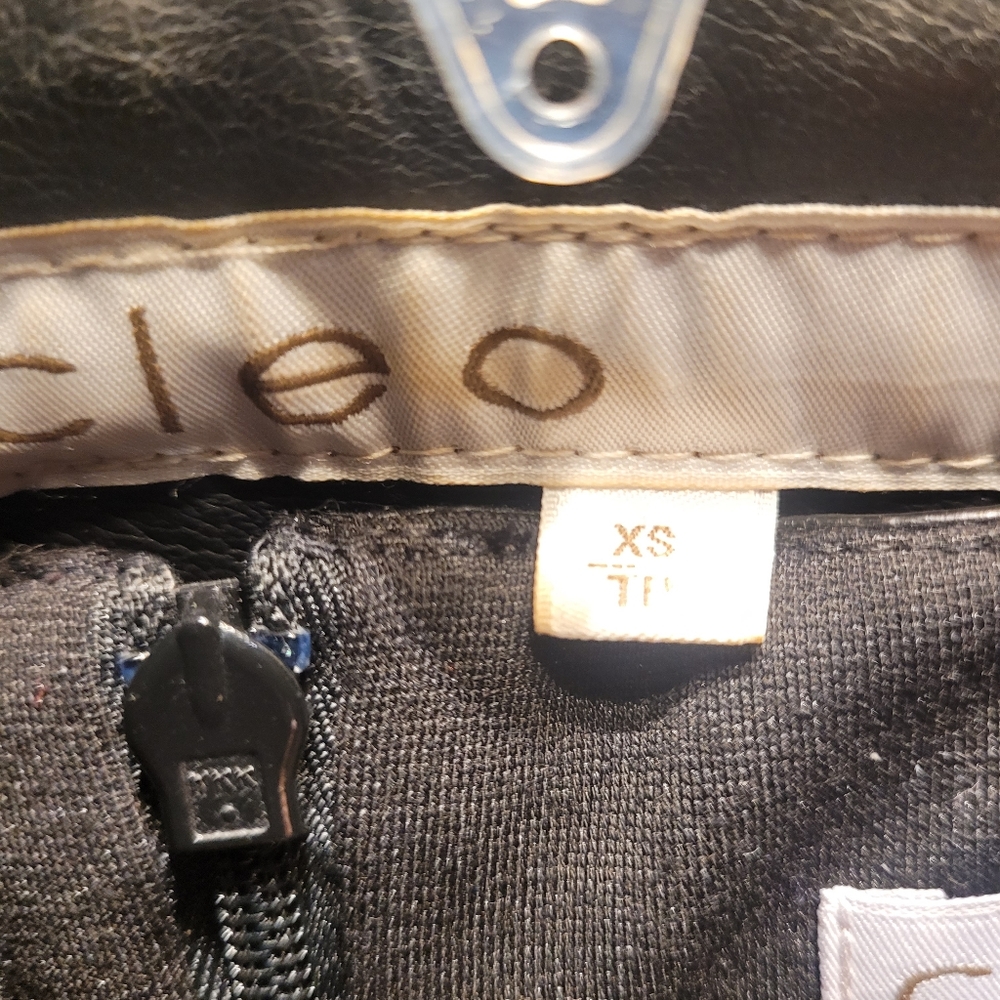 Dress - Picture 7 of 12